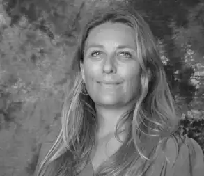 Christina Bauer.